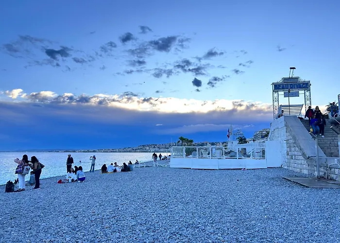 Auberge de Jeunesse HI Nice Les Camélias